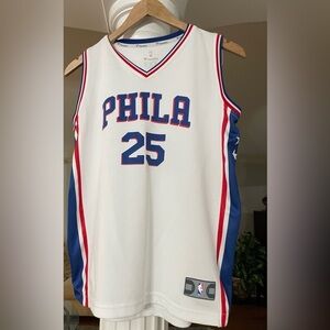 Fantastics Ben Simmons 76ers Youth Jersey  size X large.